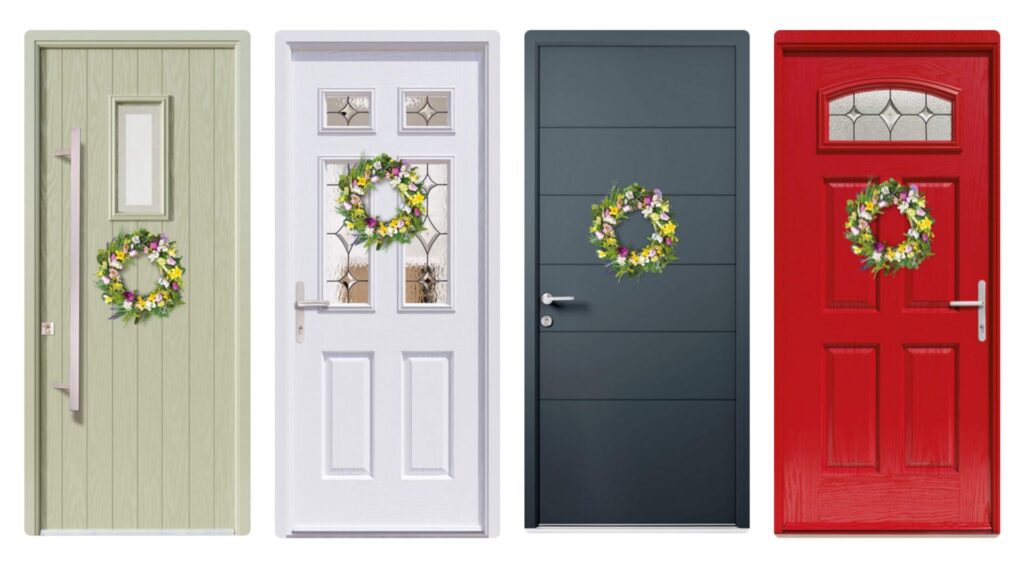 4 apeer doors with wreaths and magic wreath holder. Promotion image